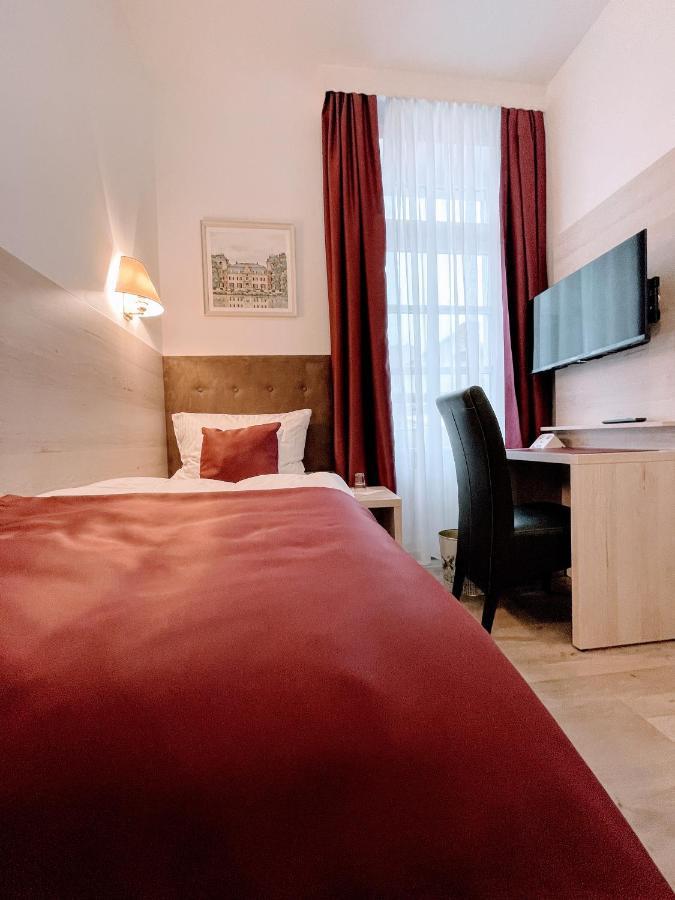 Das Hotel Krone Кёнигсвинтер Экстерьер фото